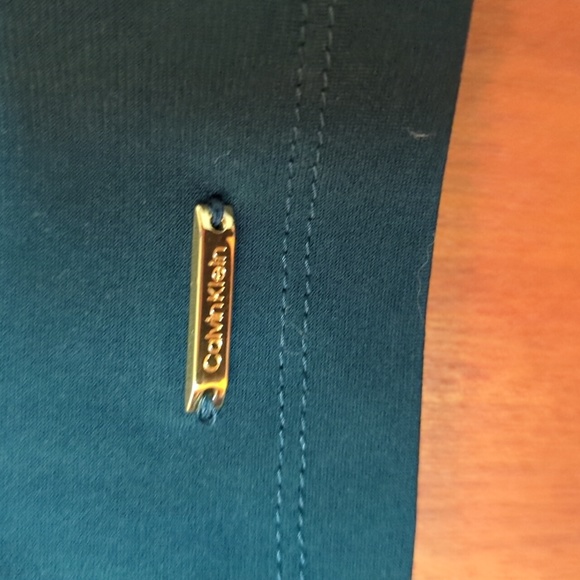 Calvin Klein emerald top - Picture 3 of 5